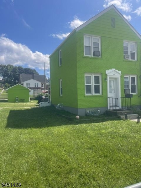 54 Parker St