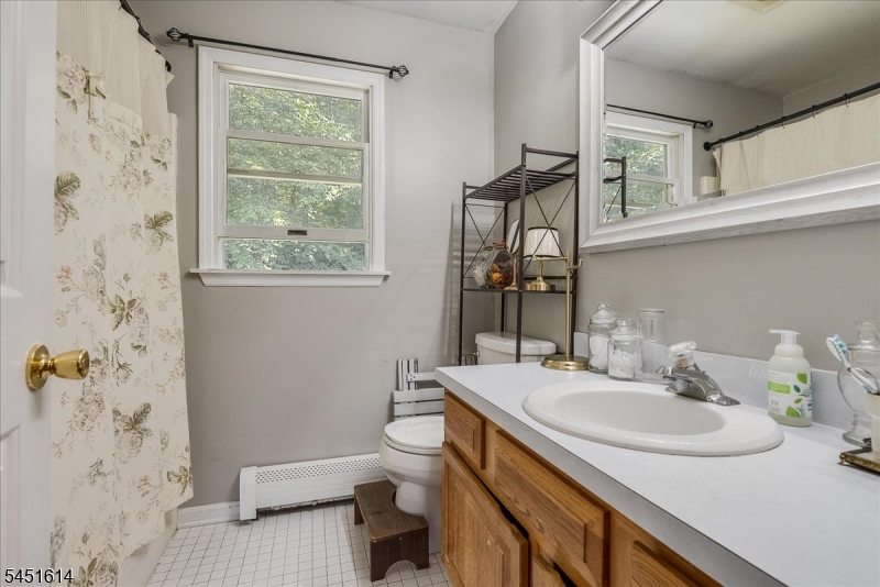 14 Pudding Stone Ln