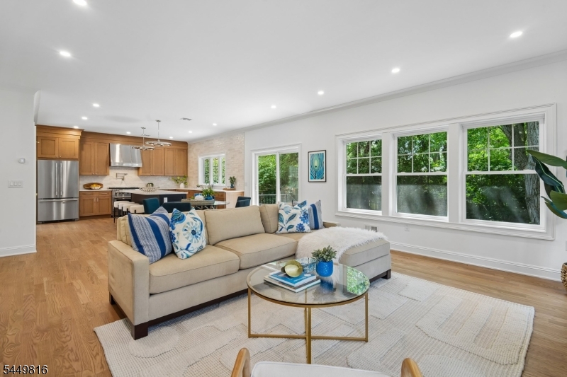 31 Verona Rd