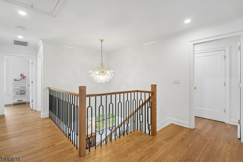 31 Verona Rd