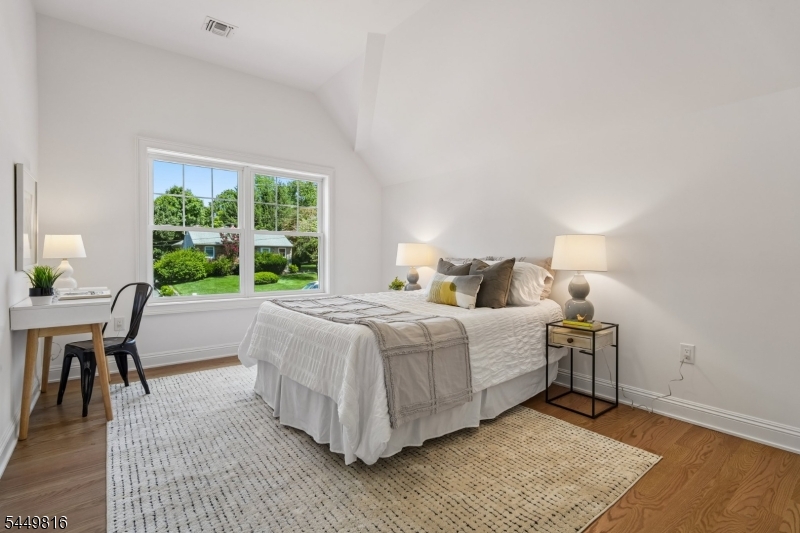 31 Verona Rd