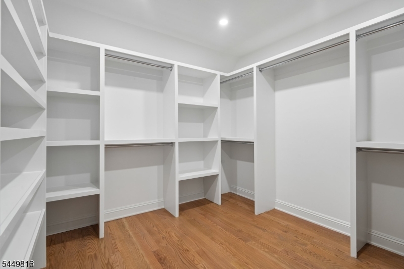 31 Verona Rd