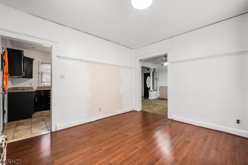 6 Enfield Ave