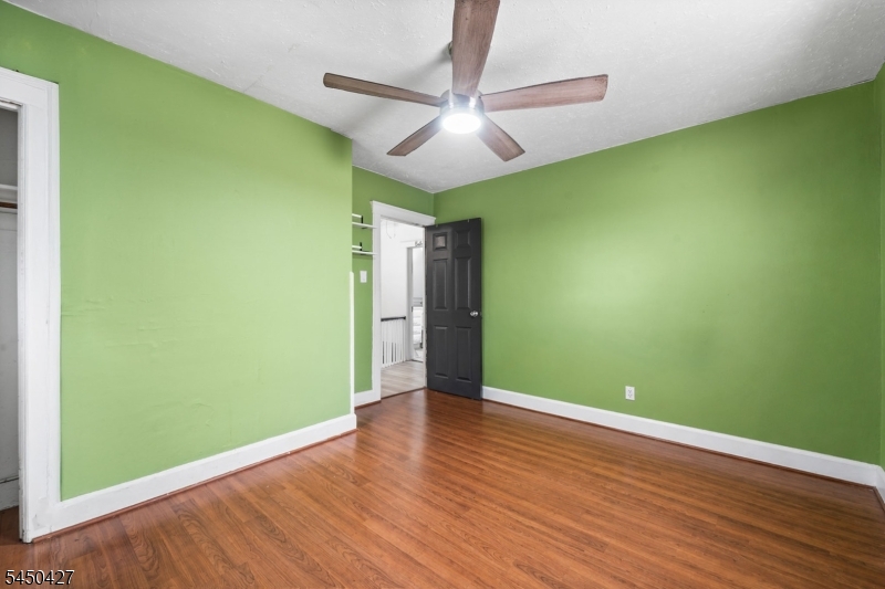 6 Enfield Ave