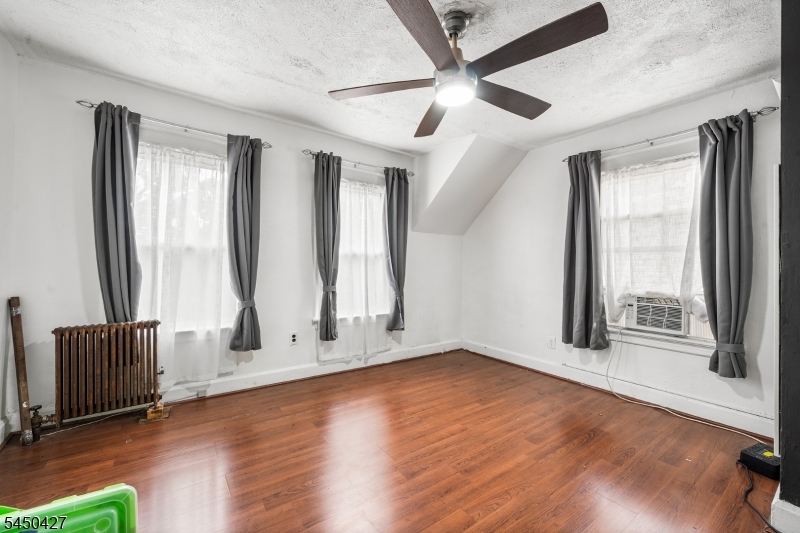 6 Enfield Ave