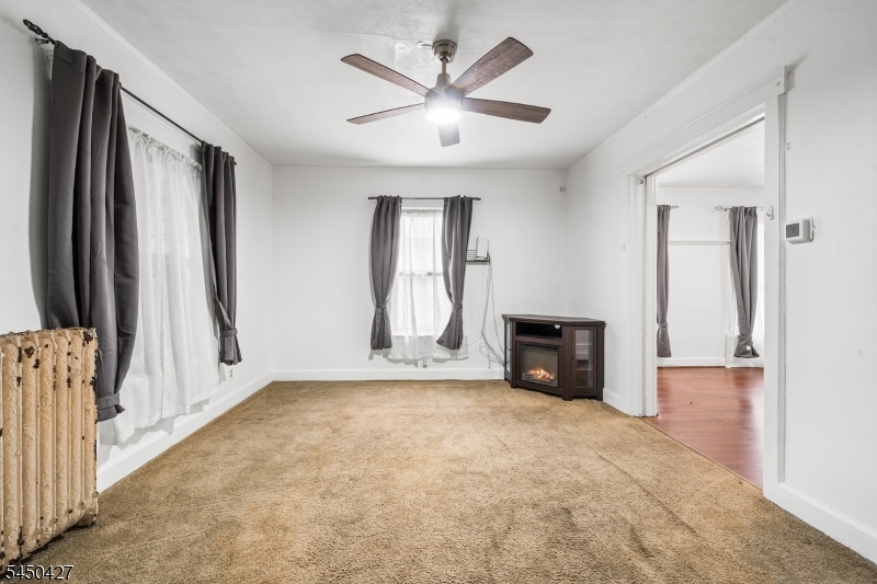 6 Enfield Ave