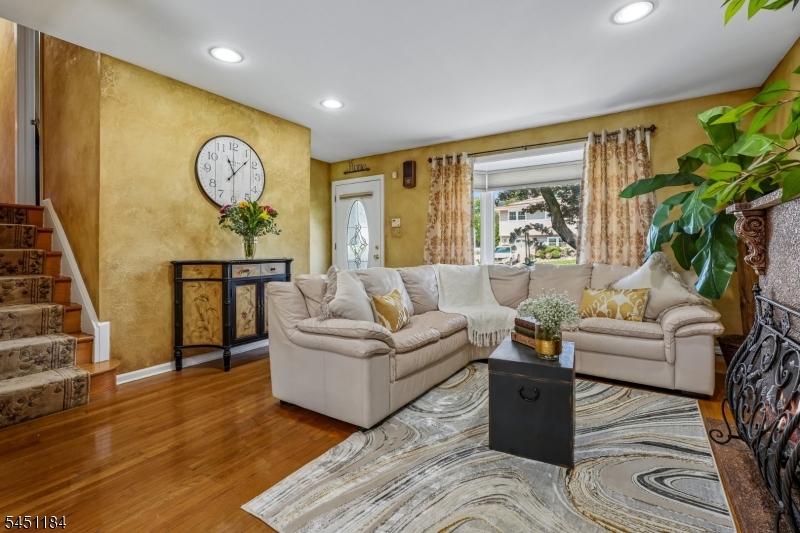 357 Foxwood Rd