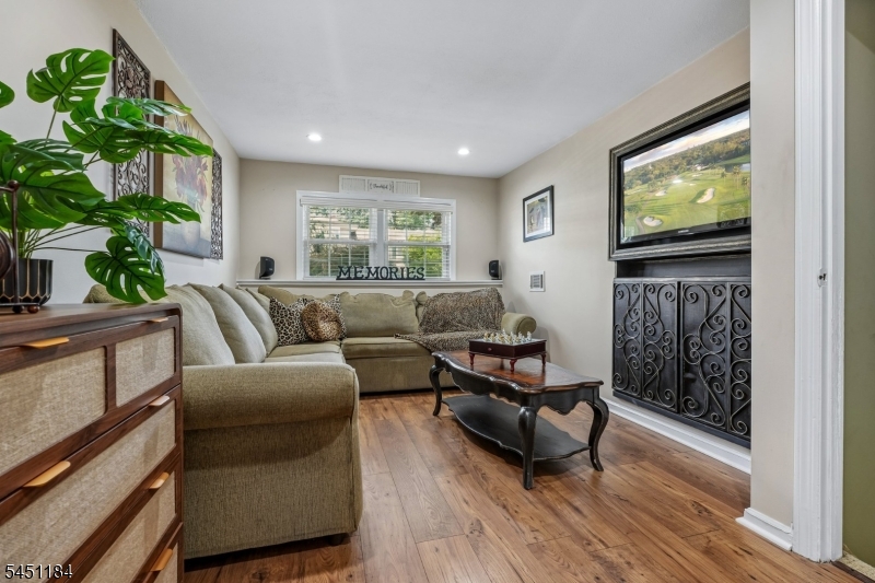 357 Foxwood Rd