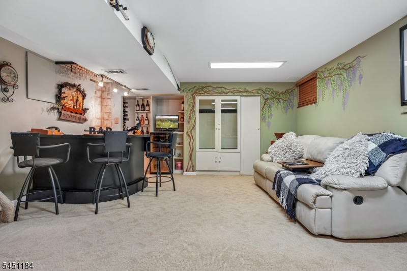 357 Foxwood Rd