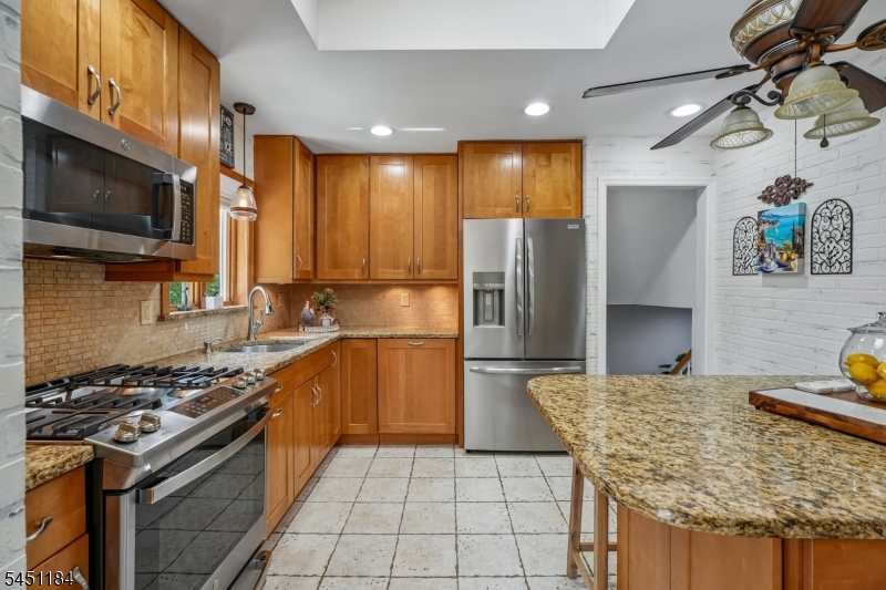 357 Foxwood Rd