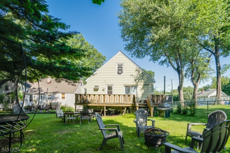 1 Westview Ave