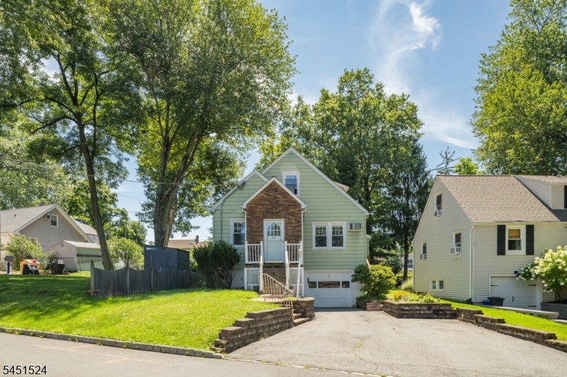 1 Westview Ave