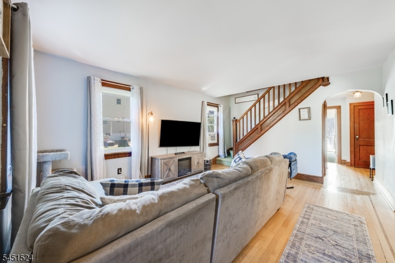 1 Westview Ave