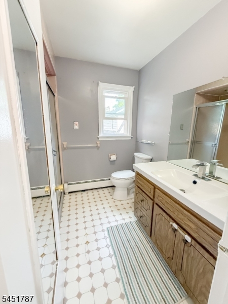 40 E Lincoln Ave