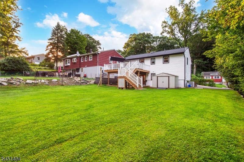 103 Cayuga Ave