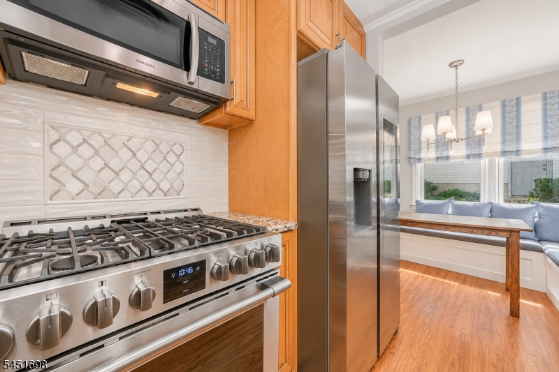 52 Delmore Ave
