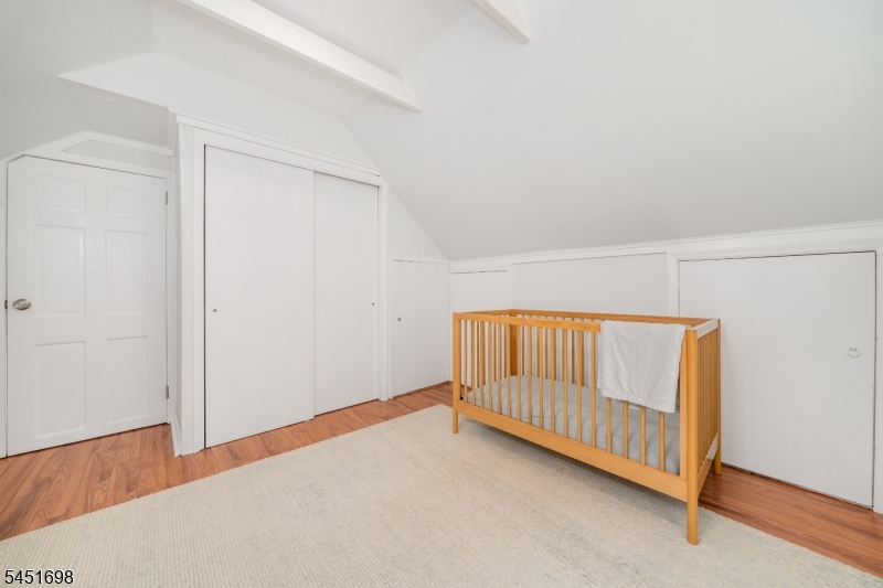 52 Delmore Ave