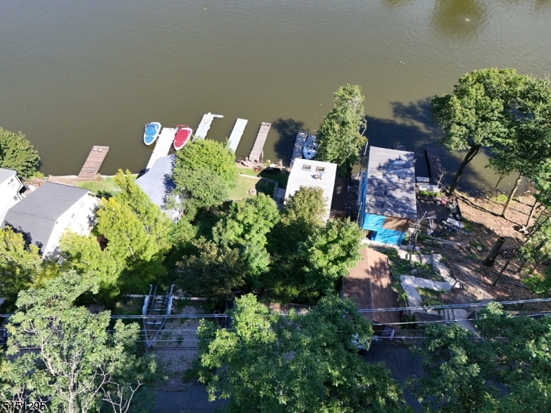 151 Hudson Ave