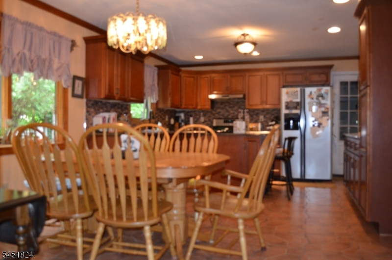1 Glenbrook Ct