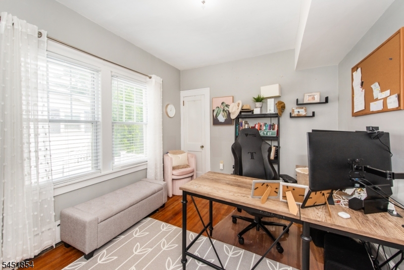 26 Dewey Ave