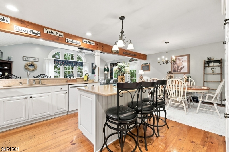 62 Lawrence Rd