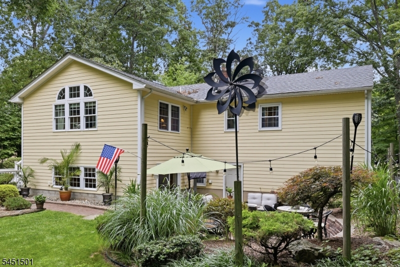 62 Lawrence Rd