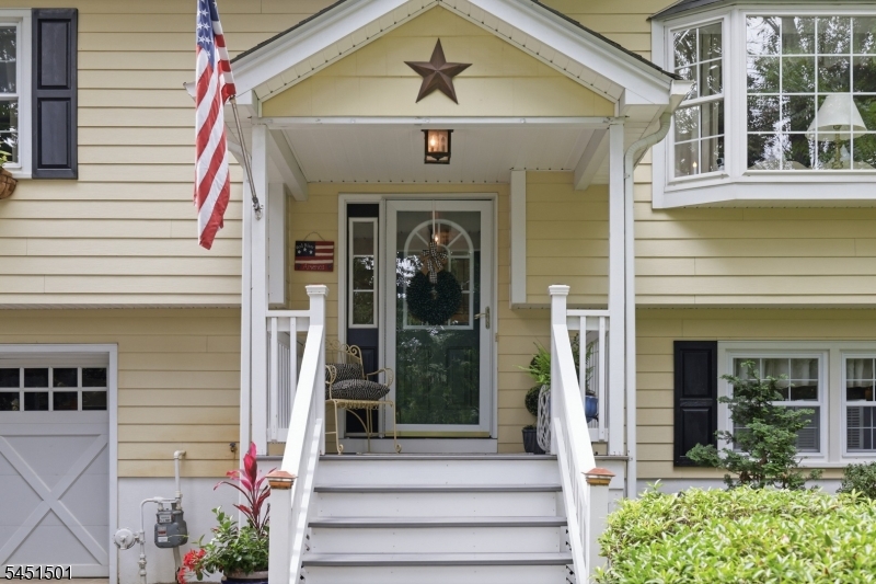 62 Lawrence Rd