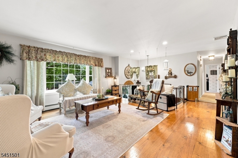 62 Lawrence Rd