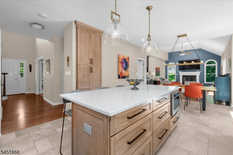 15 Austin Hill Rd