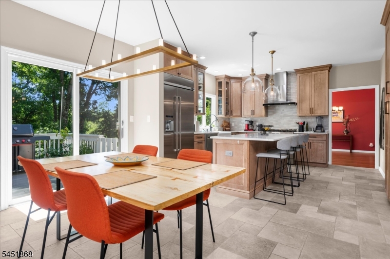 15 Austin Hill Rd