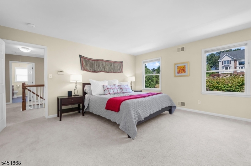 15 Austin Hill Rd