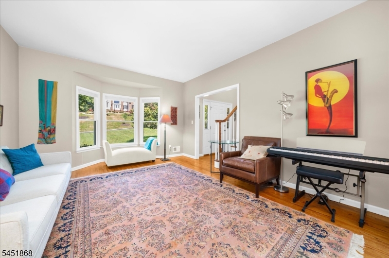 15 Austin Hill Rd