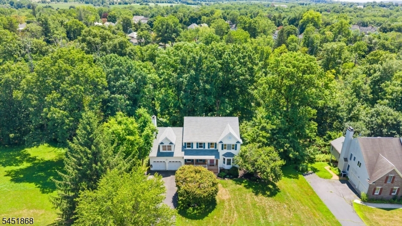 15 Austin Hill Rd