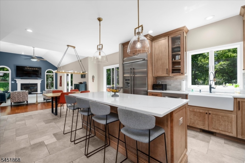 15 Austin Hill Rd