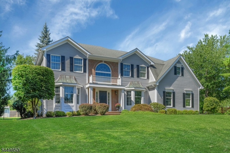 2 Ballantine Rd