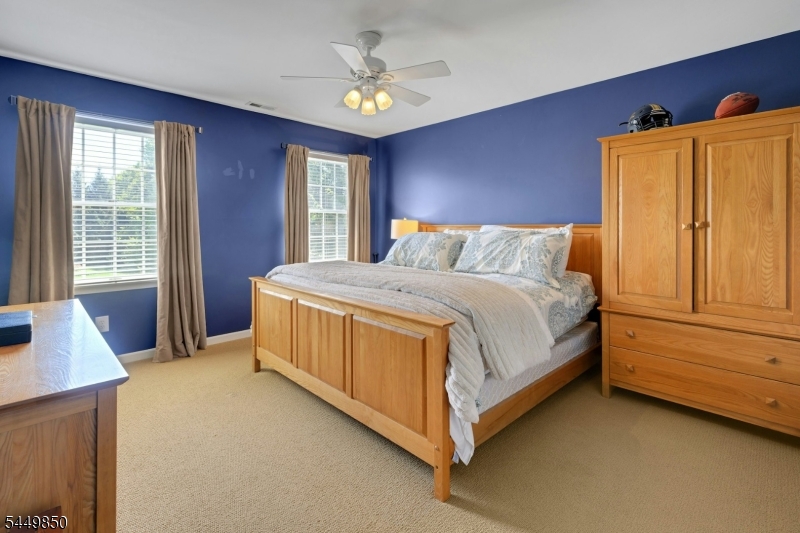 2 Ballantine Rd