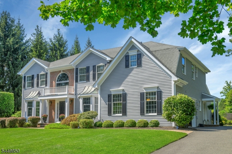 2 Ballantine Rd