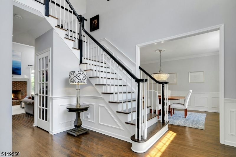 2 Ballantine Rd