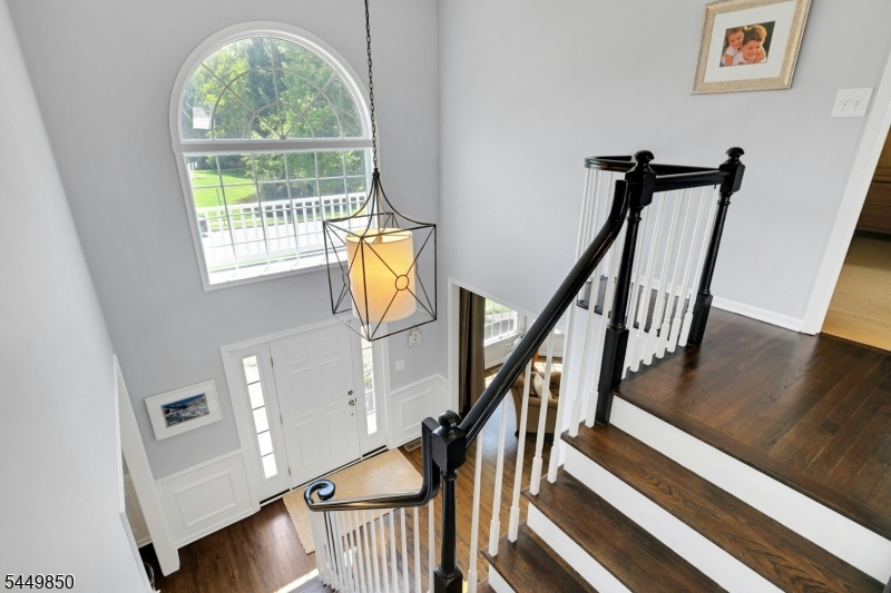 2 Ballantine Rd