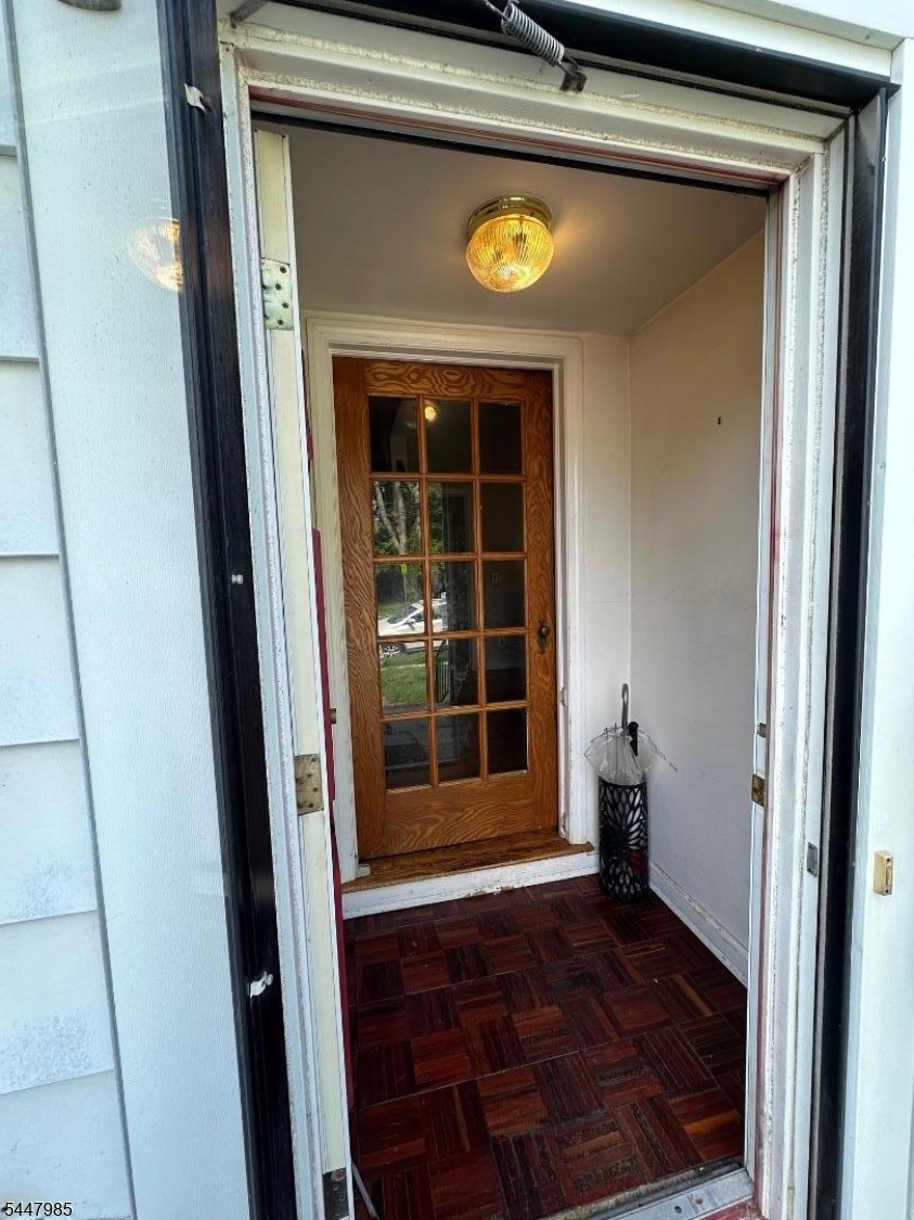 1129 Caldwell Ave