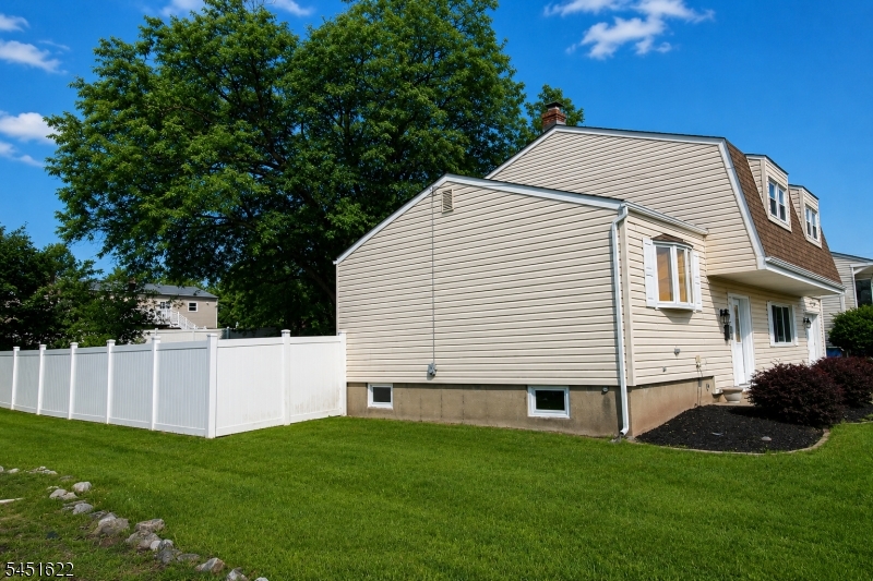 13 Patton Dr