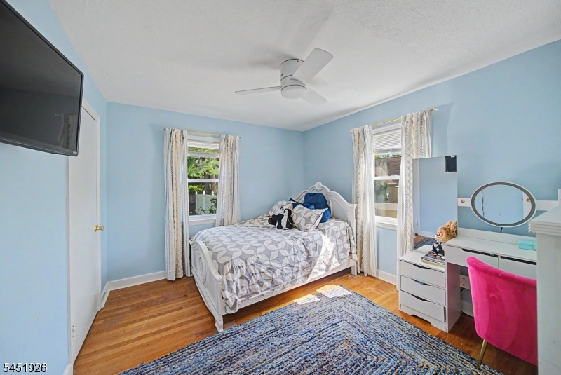 115 Willow Ave