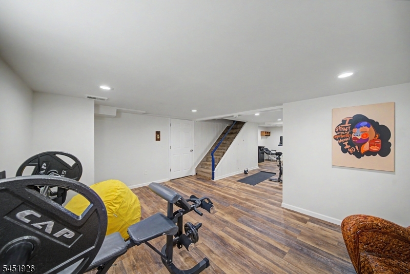 115 Willow Ave