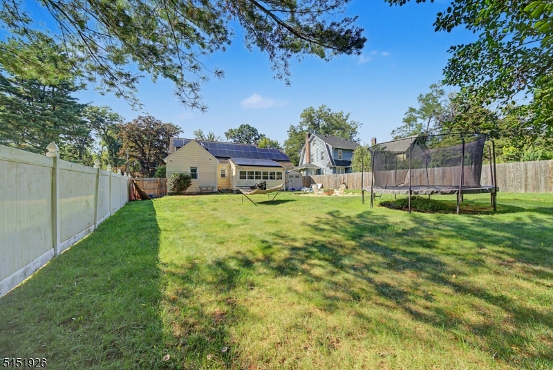 115 Willow Ave