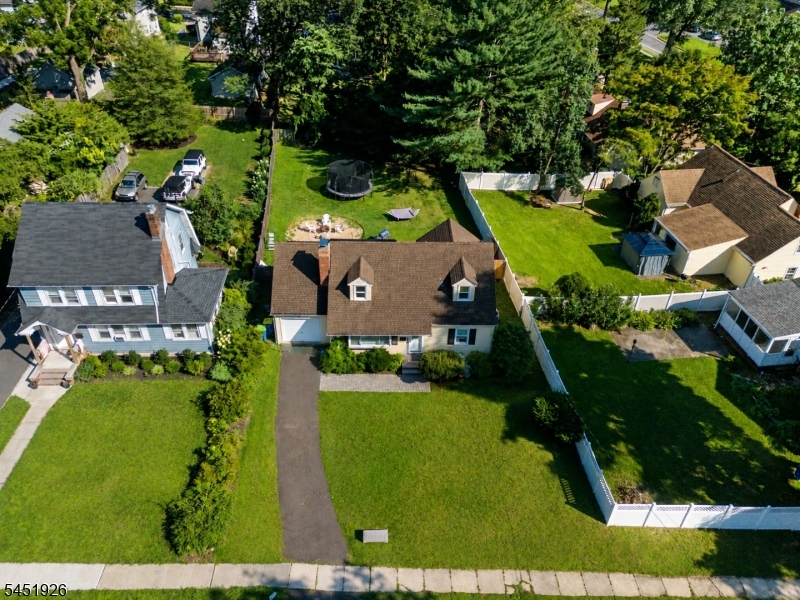 115 Willow Ave