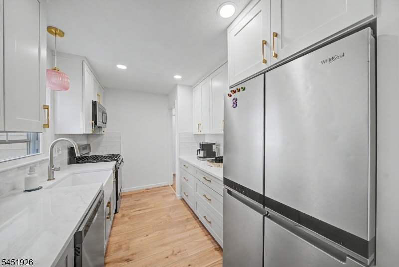 115 Willow Ave