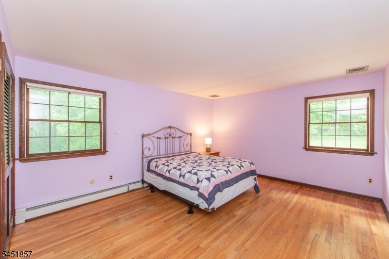 28 Church Rd