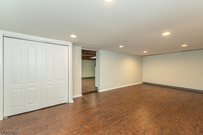345 Bowden Rd