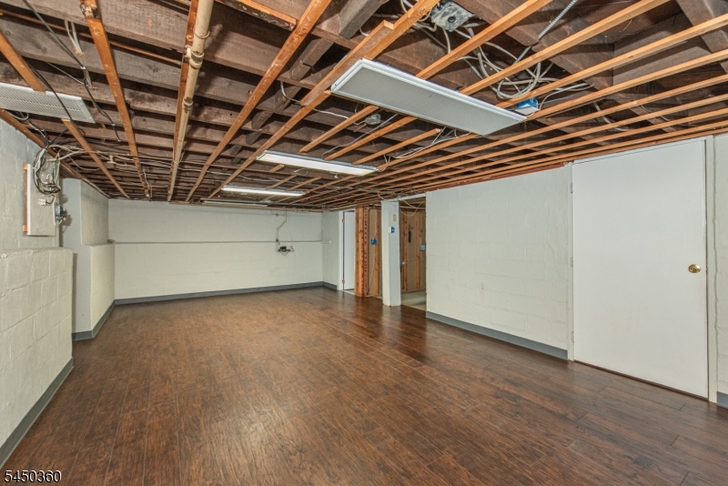 345 Bowden Rd