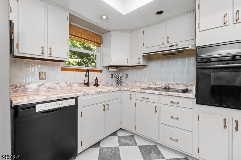 519 Old Boonton Rd